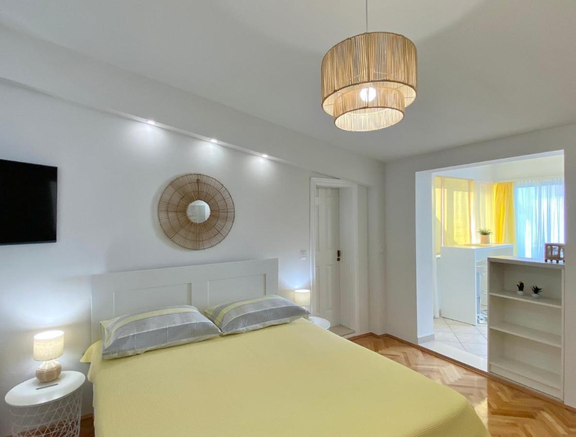 Apartmani Marko Tucepi Ngoại thất bức ảnh